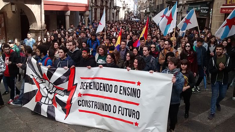 2016 04 13 MobilizacionEstudantil_Ourense_04.jpg